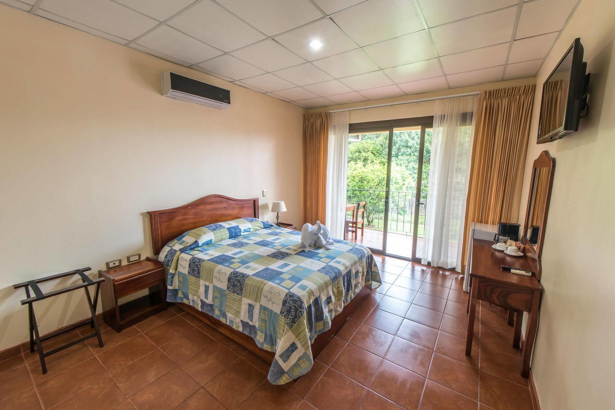 Hotel Monte Real La Fortuna Exteriér fotografie