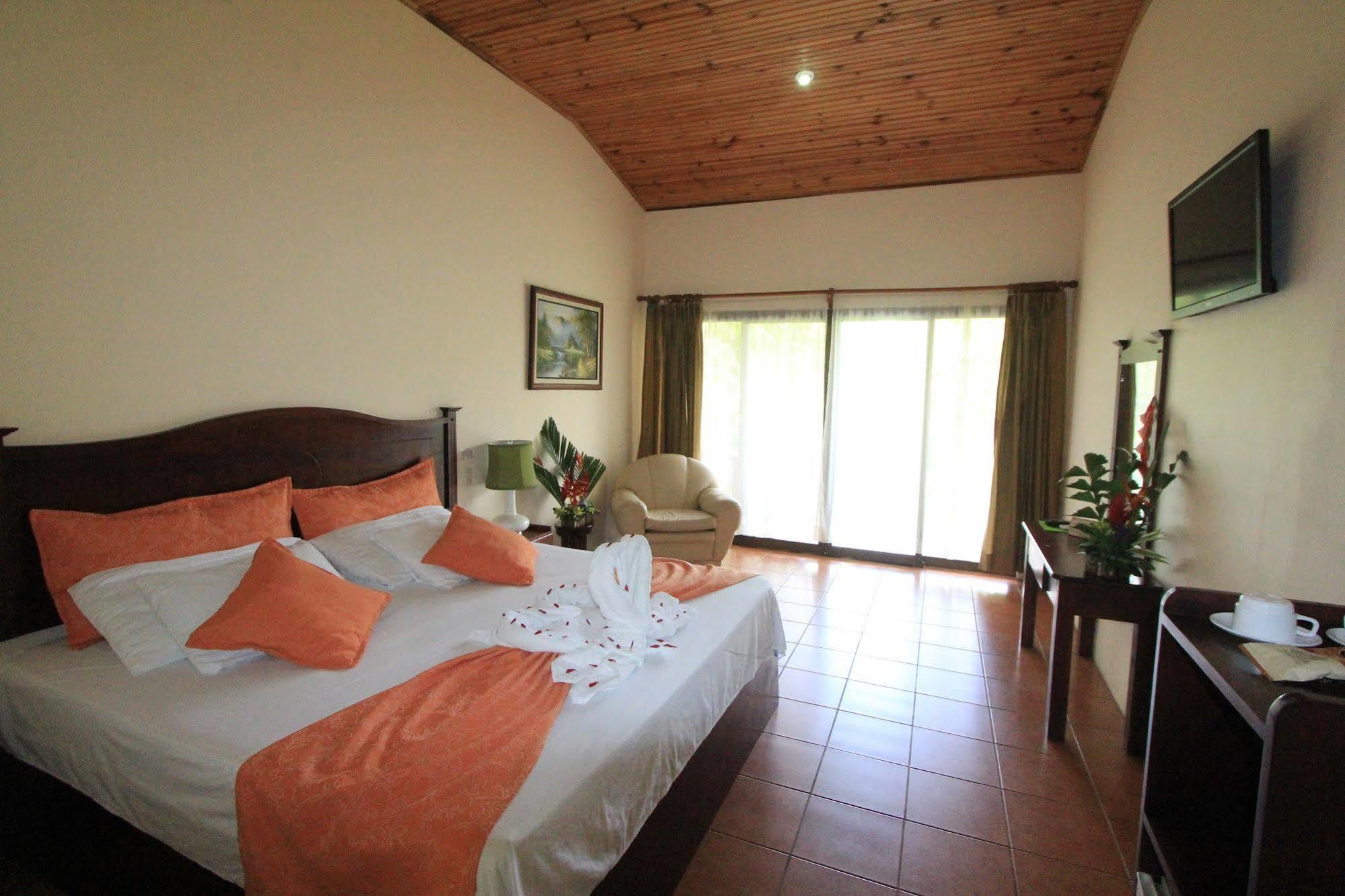 Hotel Monte Real La Fortuna Exteriér fotografie