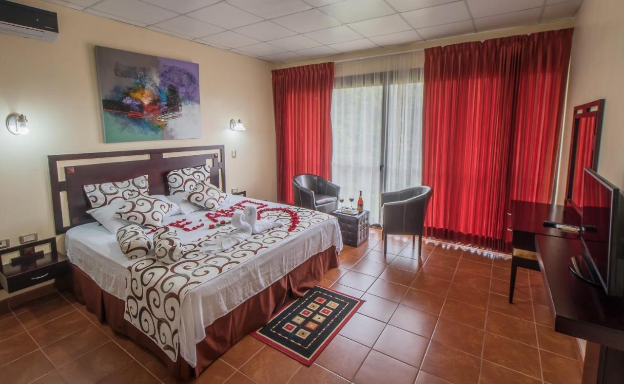 Hotel Monte Real La Fortuna Exteriér fotografie